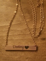 Name plate bar necklace